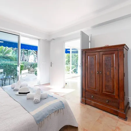 Garden Level Croisette Sea View With Garage