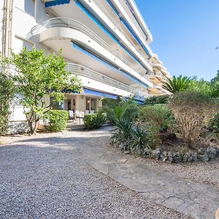 Garden Level Croisette Sea View With Garage Cannes