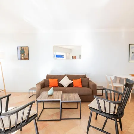 Apartament Garden Level Croisette In Front Of With Garage Cannes