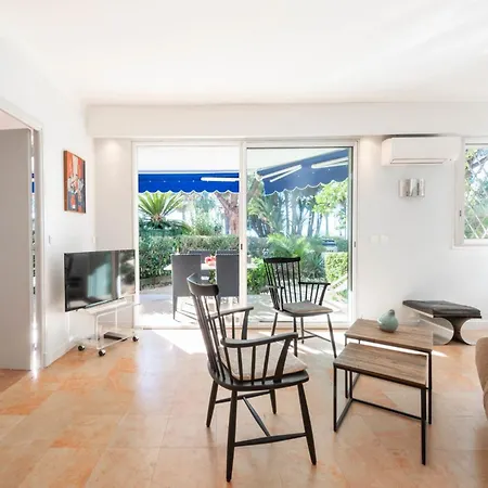 Garden Level Croisette In Front Of With Garage Apartament *